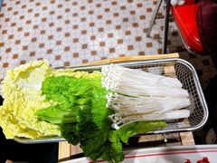 -沙胆彪炭炉牛杂煲(上海日月光广场店)