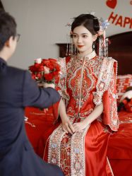 -LOVINA洛维娜婚纱礼服