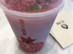 -果之满满鲜榨果汁(美罗城店)
