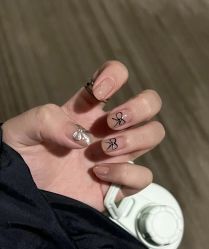 -隅日式美甲美睫專門店