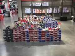-上品折扣(回龙观店)