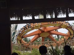 -七彩云南欢乐世界