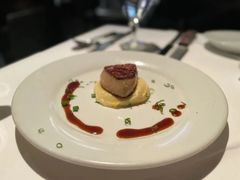 香煎鹅肝-茹丝葵经典牛排馆(上海外滩店)