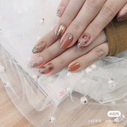 -Pink You美甲洗眉纹绣定制中心