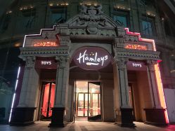 -Hamleys哈姆雷斯(东方福来德店)