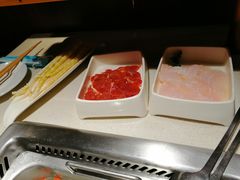 -海底捞火锅鲜切牛肉主题店(长寿路店)