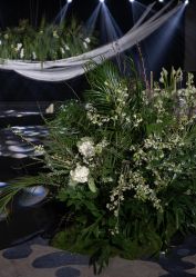 -爱情木马婚礼定制·双清湾水街礼宴高端私人婚礼