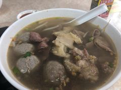 牛丸牛杂汤-华威达牛庄(黄埔大道西店)