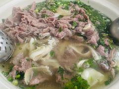 混烫汤锅-乐山食古香跷脚牛肉