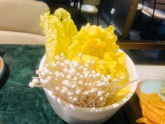 娃娃菜-麻田会 ·鲜活现烹·牛蛙火锅(珠江新城维家思广场店)