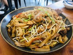 干炒牛河-禾气食店