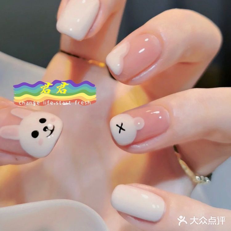 可妮兔手绘美甲