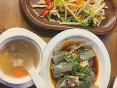 -隔壁老王·家常云南菜(花巷店)
