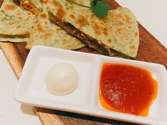 墨西哥风味鸡肉芝士烤饼-新元素(蓝色港湾店)