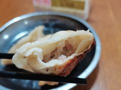 -黄阿姨锅贴大王(万航渡路店)