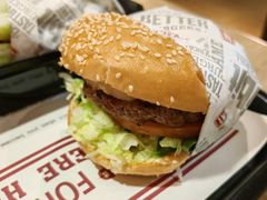 -The Habit Burger Grill 哈比特汉堡(复兴soho店)