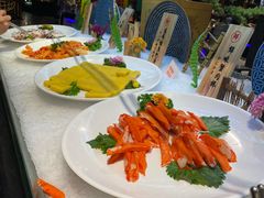 -四海一家自助餐(益田假日广场店)