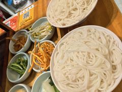 -勺子米线·云南传统小吃市集(四方街店)