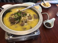 东北杀猪菜-小土豆北方菜馆(文慧园店)