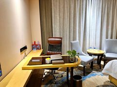 -库车国际酒店(火车站东湖公园店)