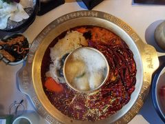 -麻辣英雄重庆火锅(二城广场店)