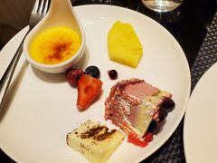 -圣丰索菲特·2 On 988 Café 自助餐厅