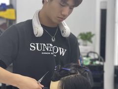 -首脑美容美发化妆美甲培训学校(长沙校区)