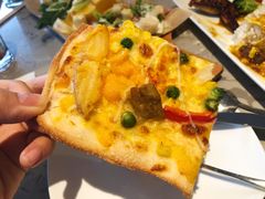 咸蛋黄双拼比萨-必胜客(万象城店)