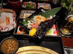 -山川小町·极番烧肉(新地假日广场店)