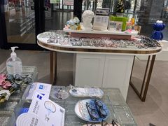 -GOOMI久米眼镜·蔡司·依视路·明月官方授权店(龙德紫金店)