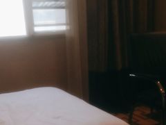 -皇宫大酒店