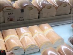 -顶东面包花园·生日蛋糕(世博店)
