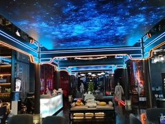-屋有岛沉浸游戏旗舰店(中山公园店)