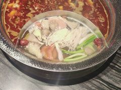 -老船舫·现做活鲜鱼馆(东郊记忆店)