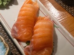 三文鱼手握-半藏居酒屋(香港花园店)