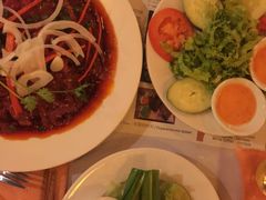 -Lanterns Vietnamese Restaurant