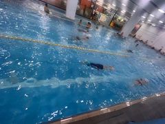 -宝德龙游泳健身