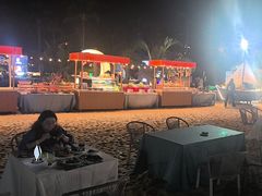 -亚龙湾希尔顿自助餐厅·海鲜·烧烤·沙滩BBQ·现场乐队