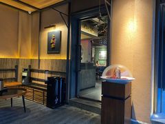 门面-上名堂·鱼头好吃(体育场路店)