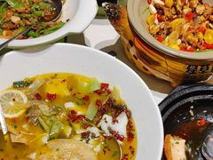 -绿草地·湘菜(7mall店)