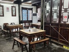 -吾介小籠館