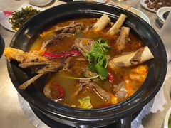 -沪小胖小龙虾(淮海中路旗舰店)