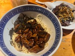 -沪西老弄堂面馆(定西路店)