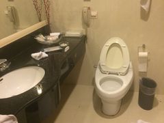 -东方海天酒店(渔人码头景区第二海水浴场店)