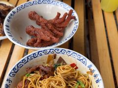 -梅溪·小伙子干挑面(安吉总店)