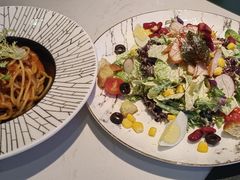 -ins森林童话餐厅coffee&bistro