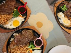 -又见马甲M8融合西餐厅(体育中心店)