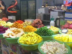 自助取餐区-东门町美食街