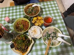-余庆小吃(小吃一条街店)