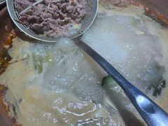 -洱火云南酸菜牛肉火锅(石景山当代商城店)